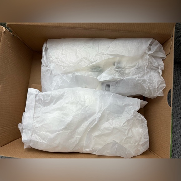 BNWT Crocs Mega Crush Triple Strap Sandals – Chalk White – Style ID: 521539 - Picture 14 of 15